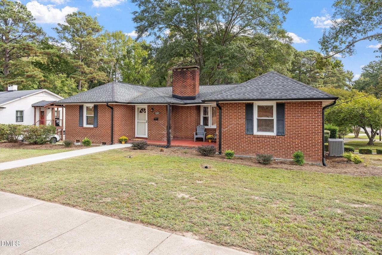 119 S Aiken St - Photo 2 of 34