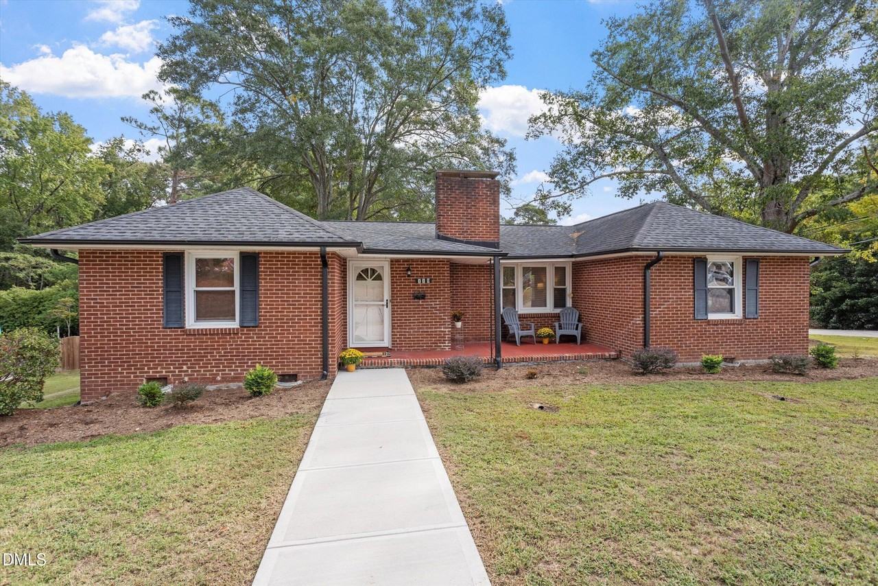 119 S Aiken St - Photo 5 of 34