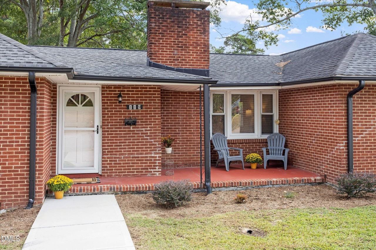 119 S Aiken St - Photo 6 of 34