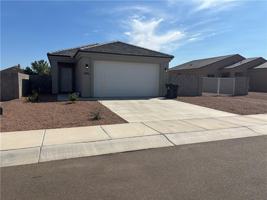 featured image of 3306 E Farm Crest Ave