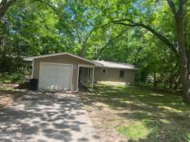 featured image of 352 Queen Theresa Ln