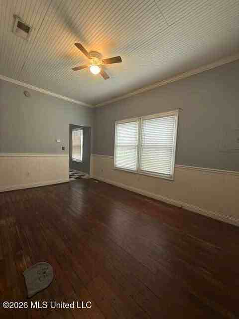 907 Lafayette Ave - Photo 3 of 9