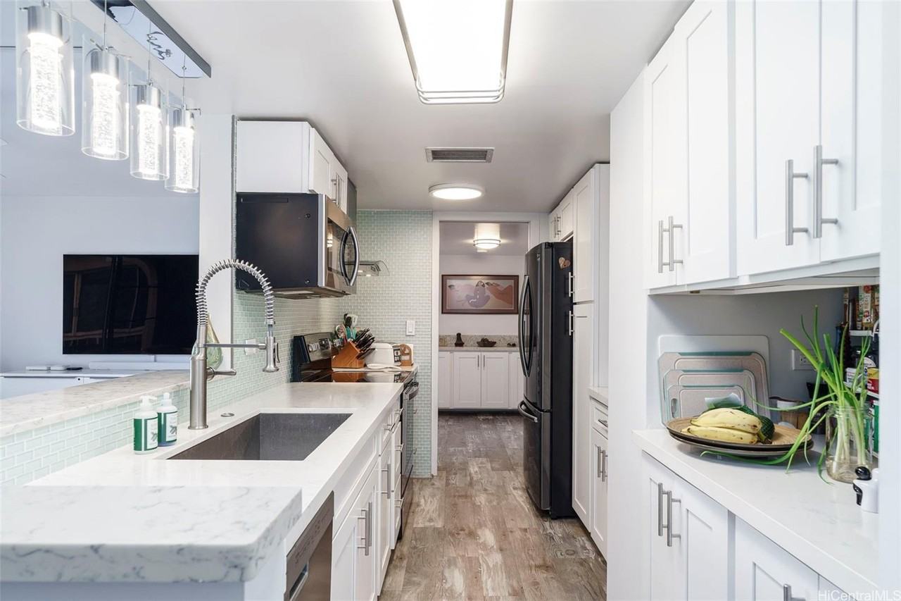 1022 Prospect St #807D - Photo 7 of 25