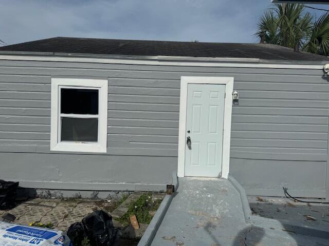 1309 N J St #REAR - Photo 2 of 6