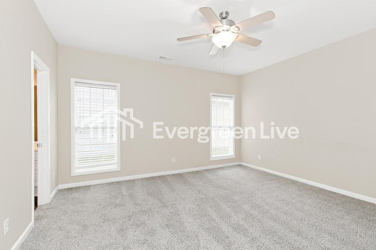 229 Village Dr - Photo 7 of 15