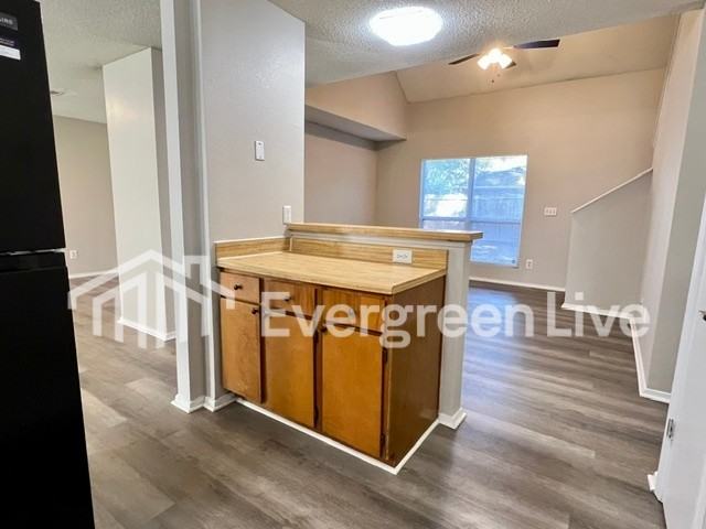 108 Barrow Ct - Photo 6 of 21
