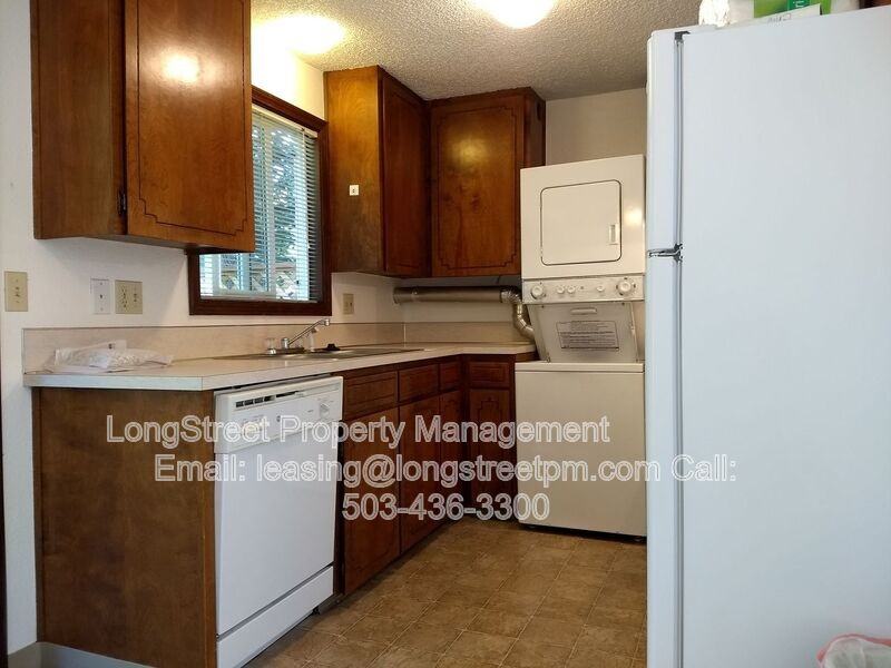 1785 Se Lilly Pl - Photo 5 of 9
