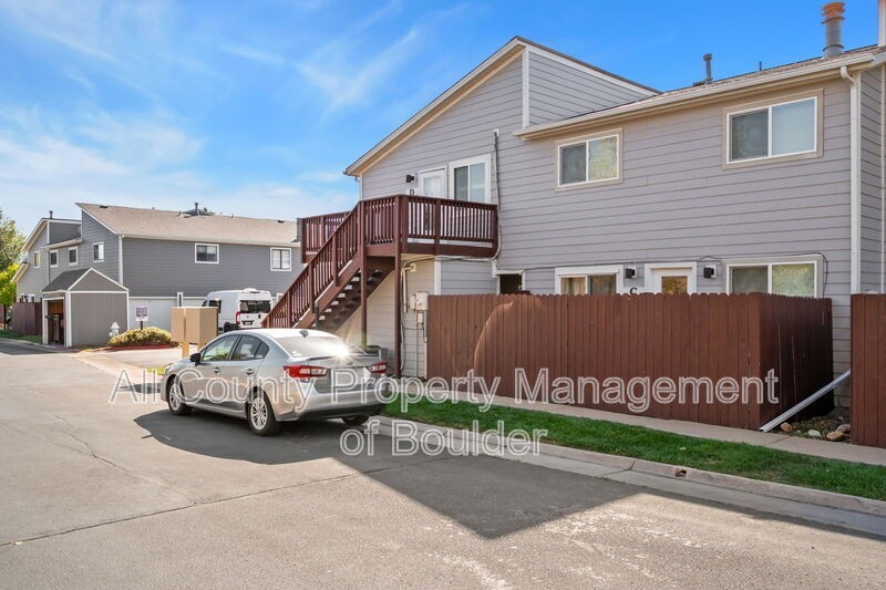 3395 Talisman Ct #D - Photo 2 of 20