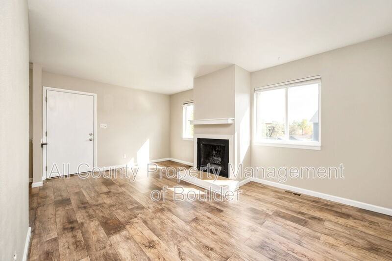 3395 Talisman Ct #D - Photo 6 of 20