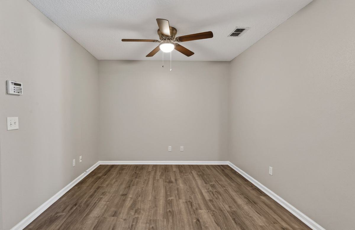 1830 Green Springs Cir Unit C - Photo 6 of 35