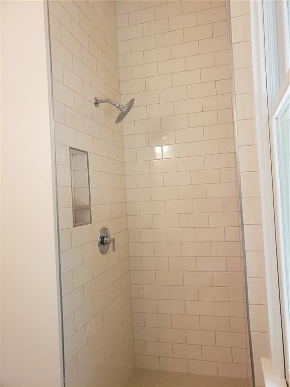 1045 Vance Ave Ne - Photo 7 of 12