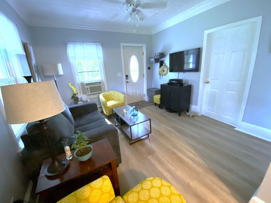 10 Shelby Ln ##1 - Photo 2 of 17