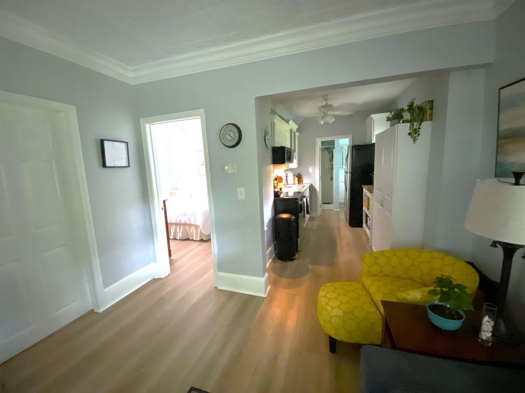 10 Shelby Ln ##1 - Photo 5 of 17