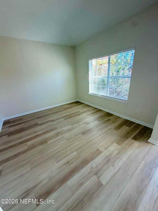 5199 Armsgate Ct - Photo 6 of 32