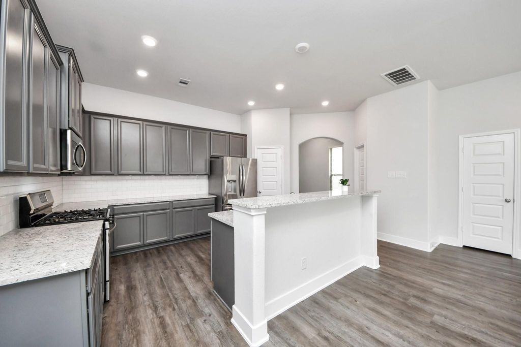 4423 Santorini Ln - Photo 4 of 23