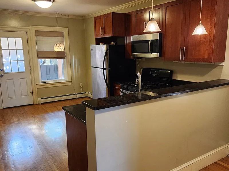 6 Bristol St #2 - Photo 2 of 12