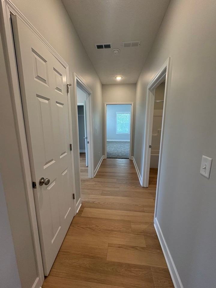 117 Owmby Way - Photo 5 of 8