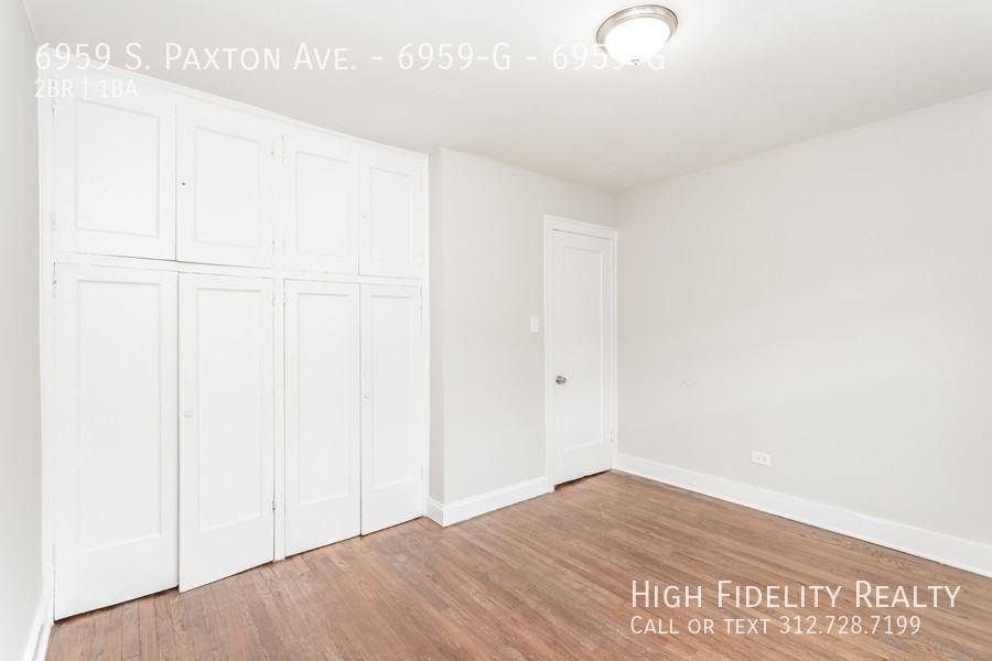 6959 S Paxton Ave #6959G - Photo 6 of 11