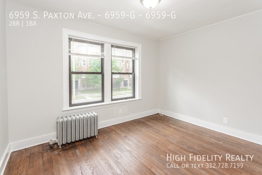 6959 S Paxton Ave #6959G - Photo 7 of 11