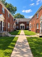 featured image of 478 Tremont Ave