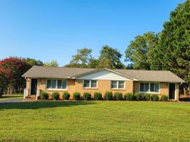 featured image of 6 Hoyt St