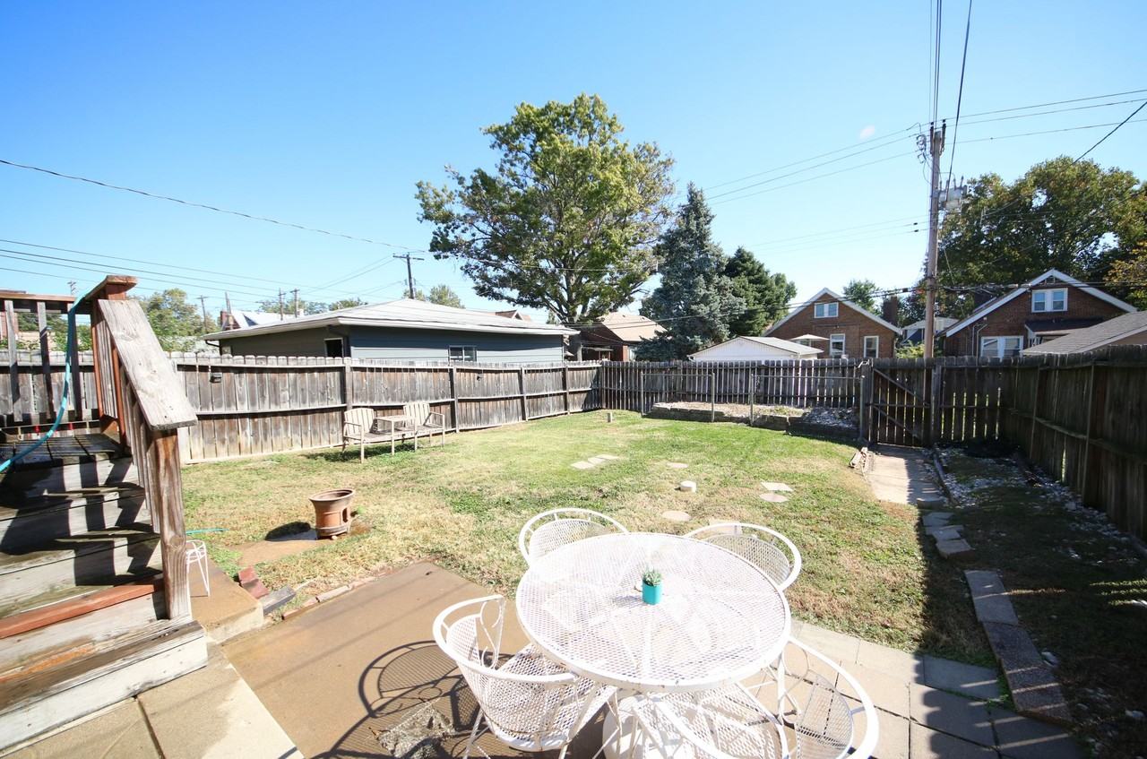 3626 Watson Rd. - Photo 3 of 4