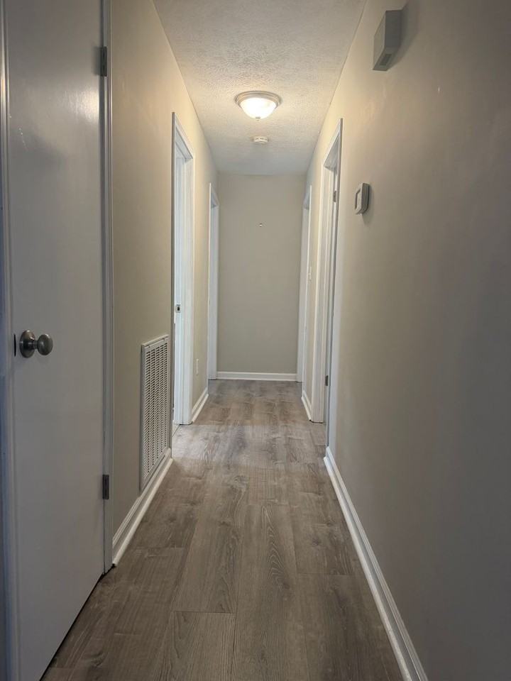 400 W University Pkwy - Photo 7 of 13