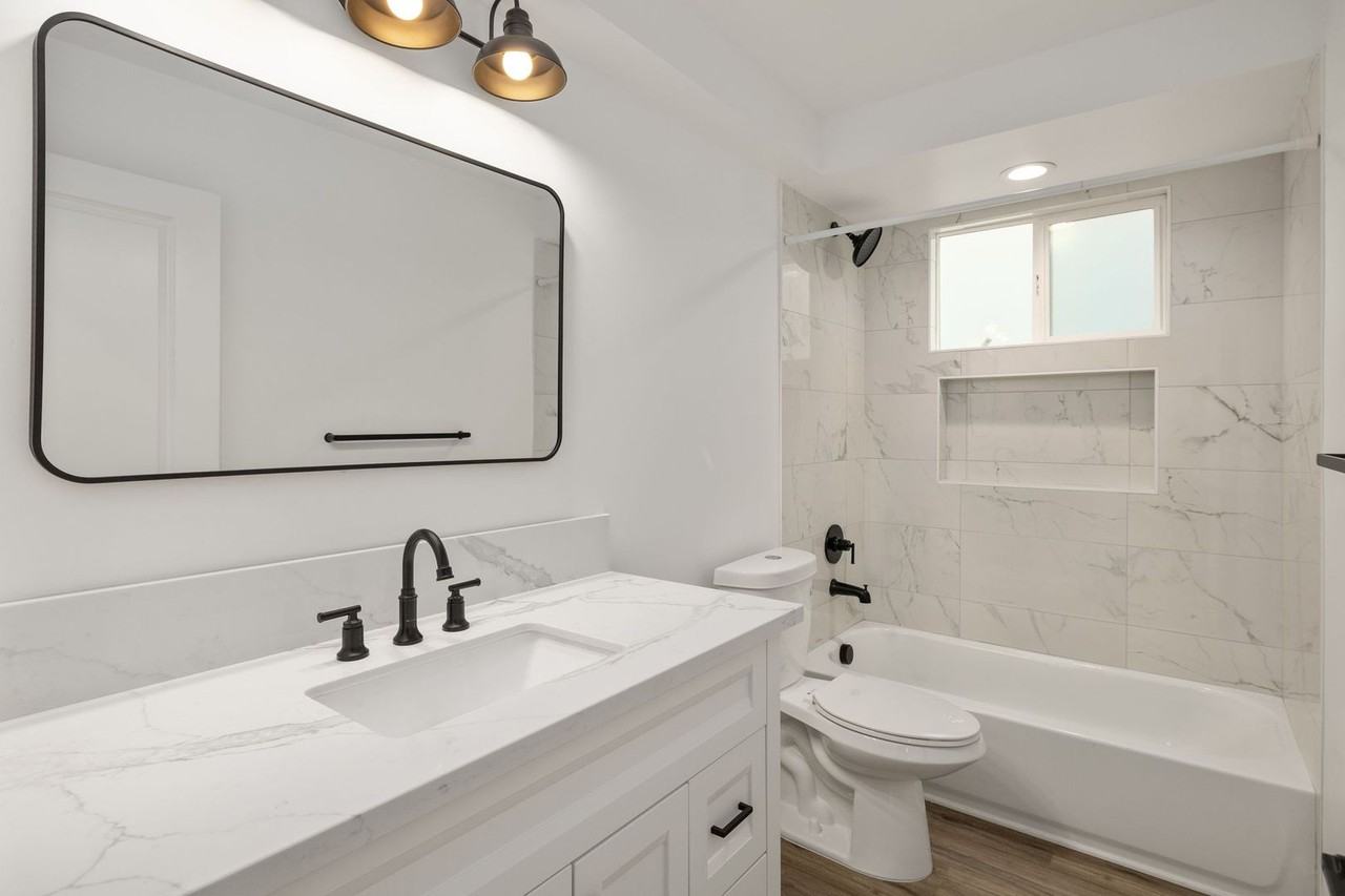 2018 Drescher St - Photo 2 of 9