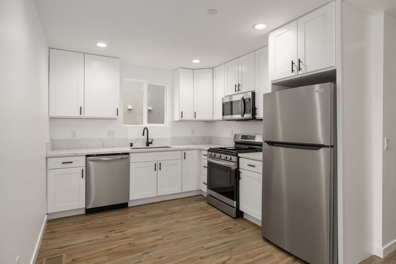 2018 Drescher St - Photo 6 of 9
