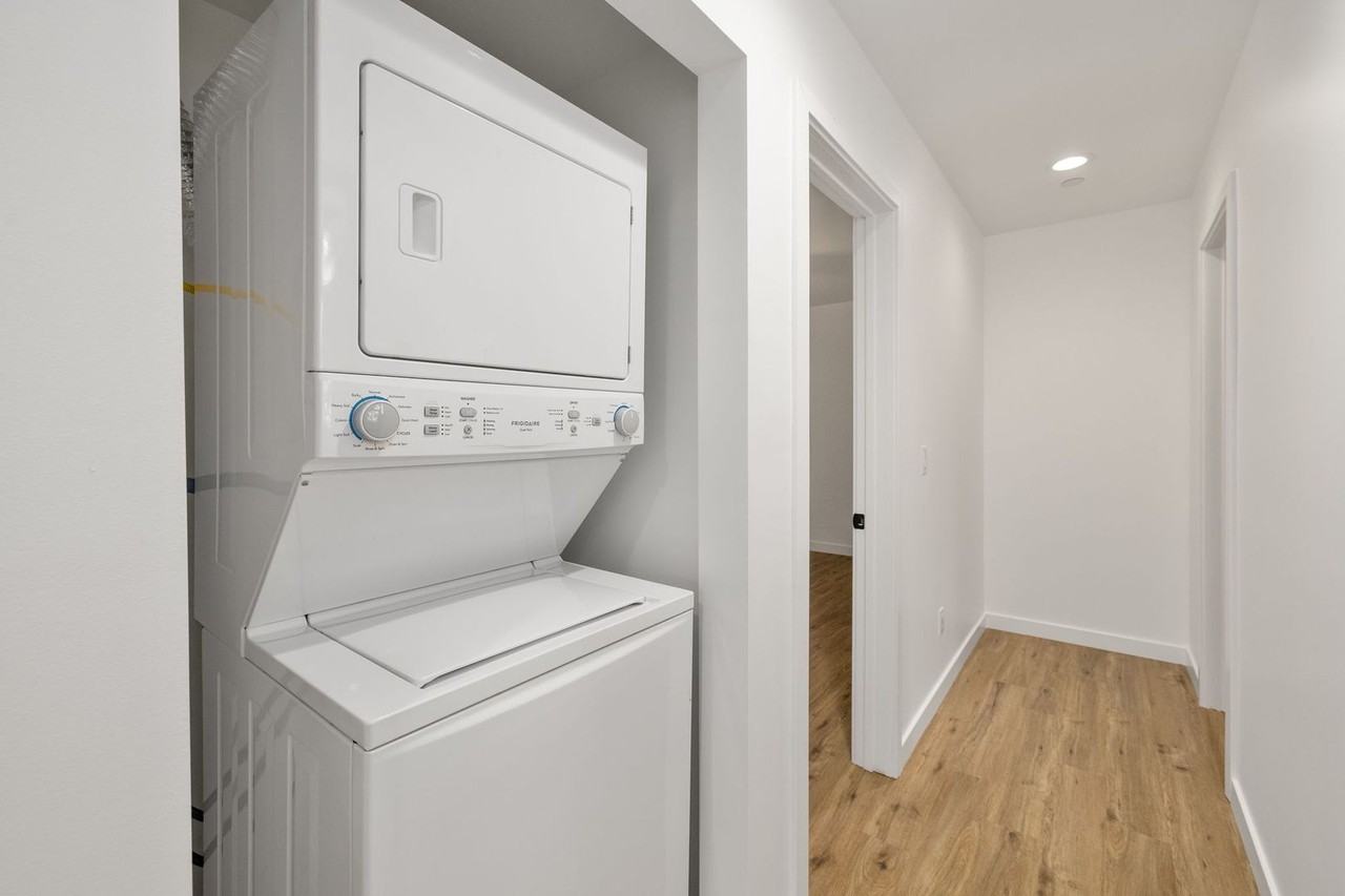 2018 Drescher St - Photo 7 of 9