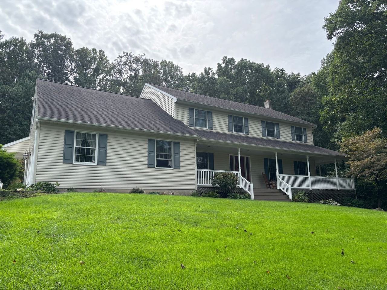 750 Homestead Ln - Photo 3 of 29