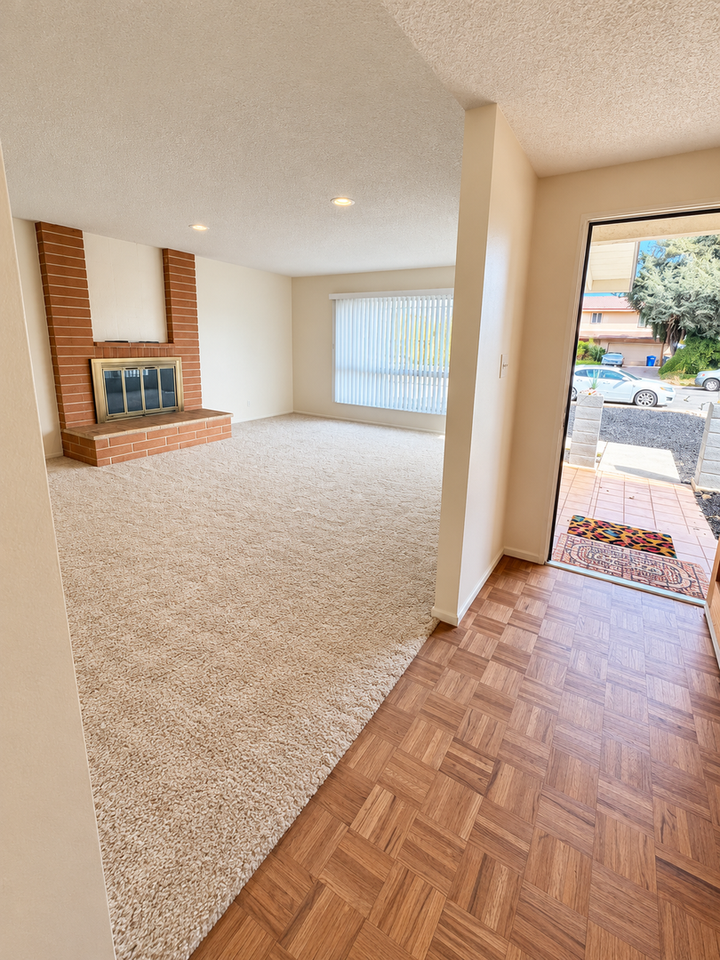 1060 Diamond Dr - Photo 3 of 31