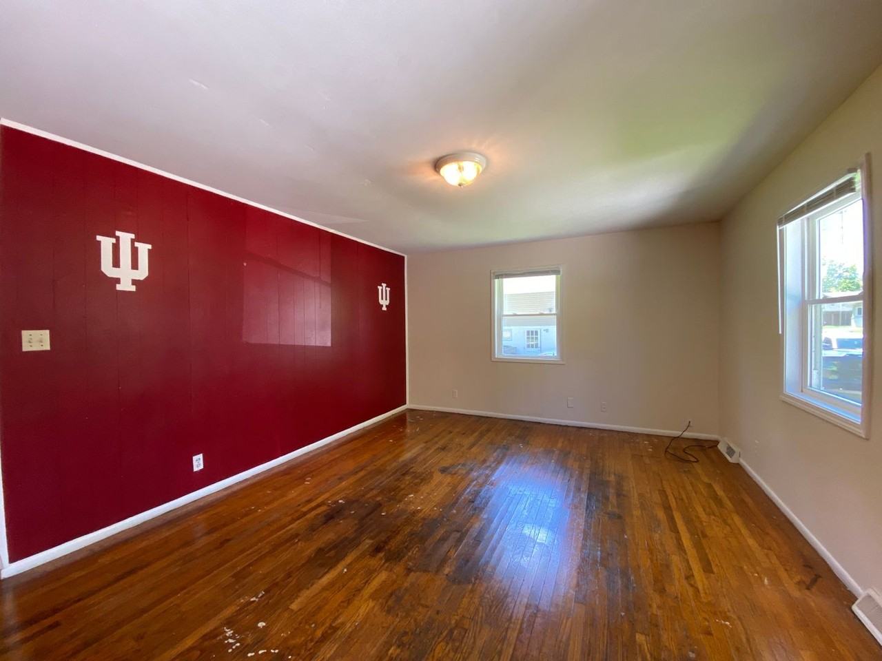 428 N Clark St - Photo 2 of 15