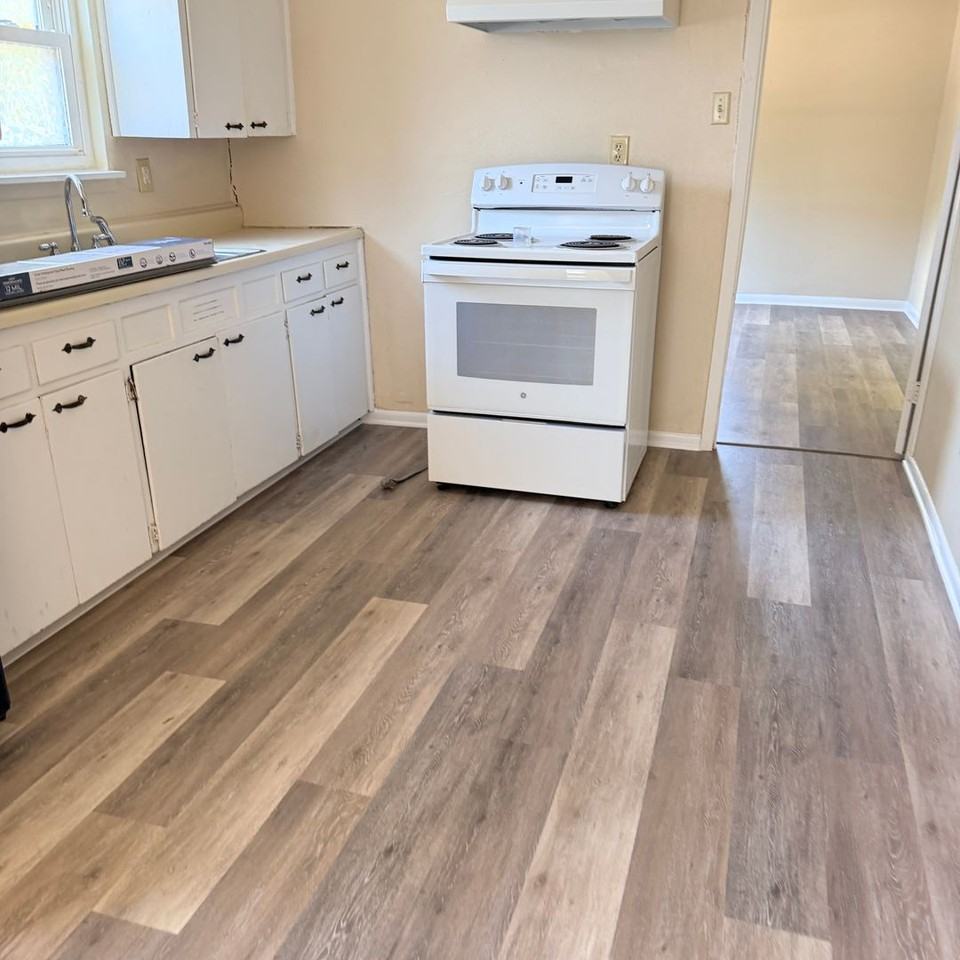 901 S 19th St - Photo 4 of 12