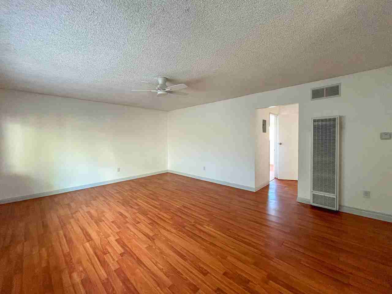 1059 N Wilmington Ave - Photo 6 of 14