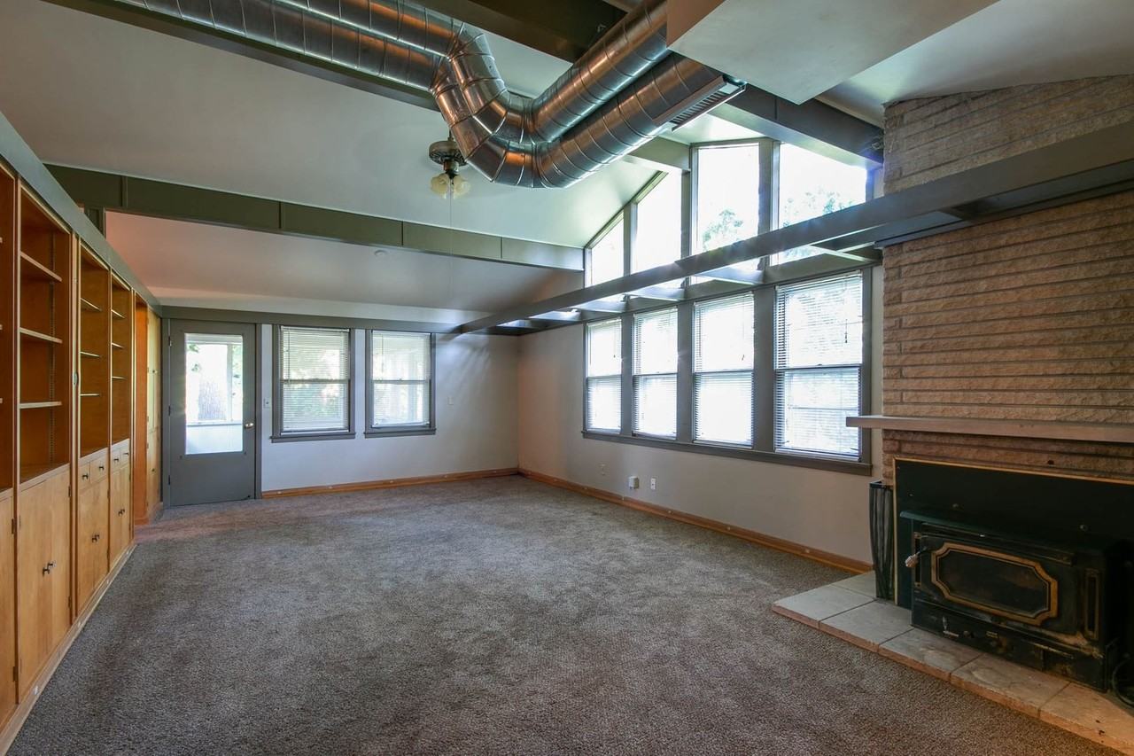 1841 Elaine Dr - Photo 7 of 33