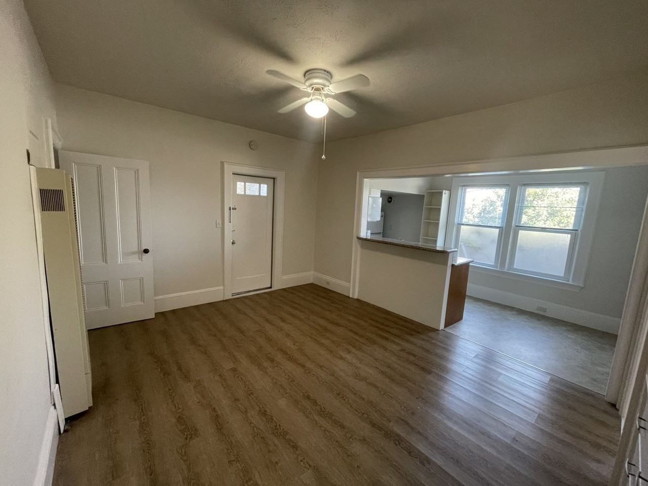 909 Virginia St #A - Photo 5 of 16
