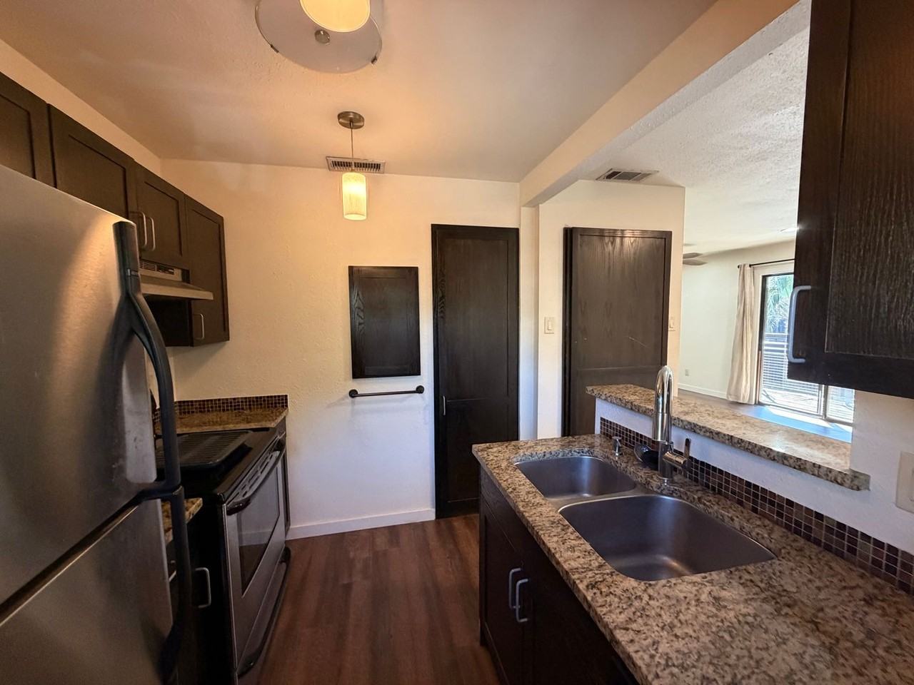 4121 Avondale Ave - Photo 4 of 14