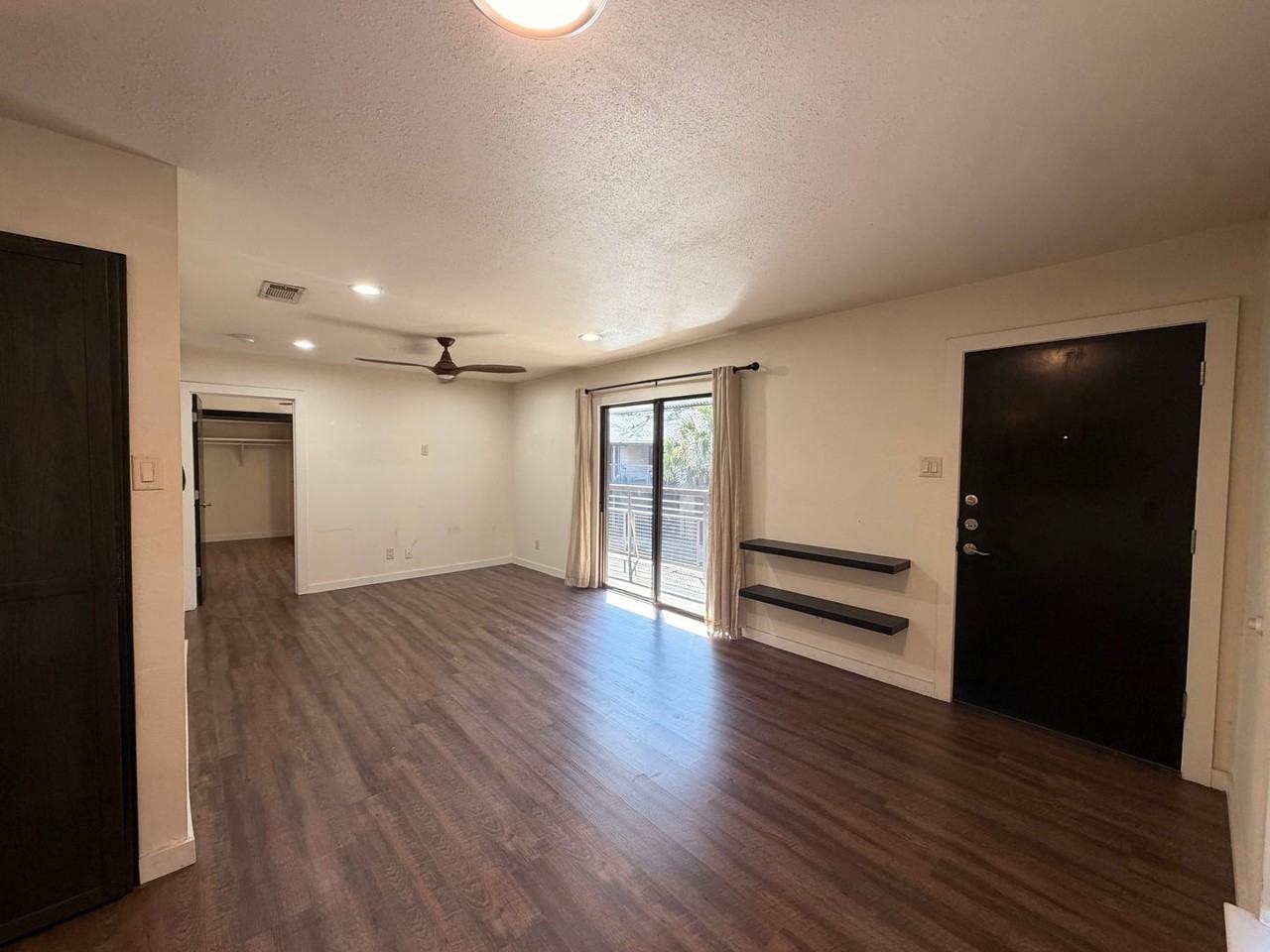 4121 Avondale Ave - Photo 5 of 14