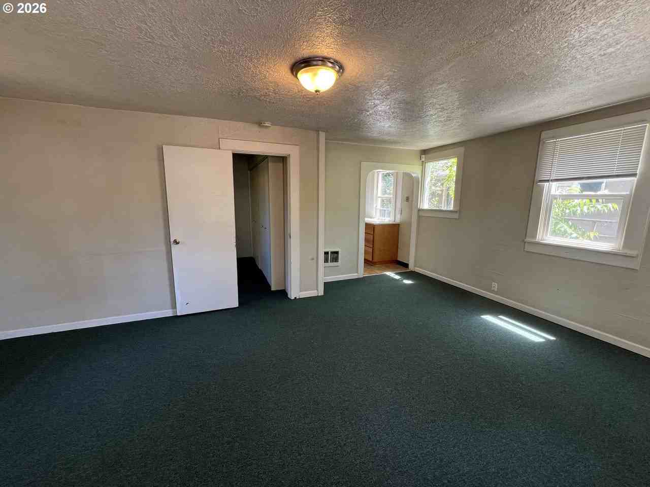 3407 Grand Blvd - Photo 3 of 12