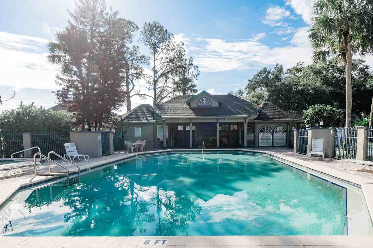 954 Forest Ridge Ct - Photo 2 of 34
