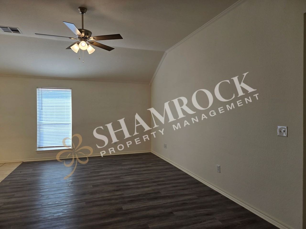 10201 Hyacinth Ln Unit B - Photo 3 of 15