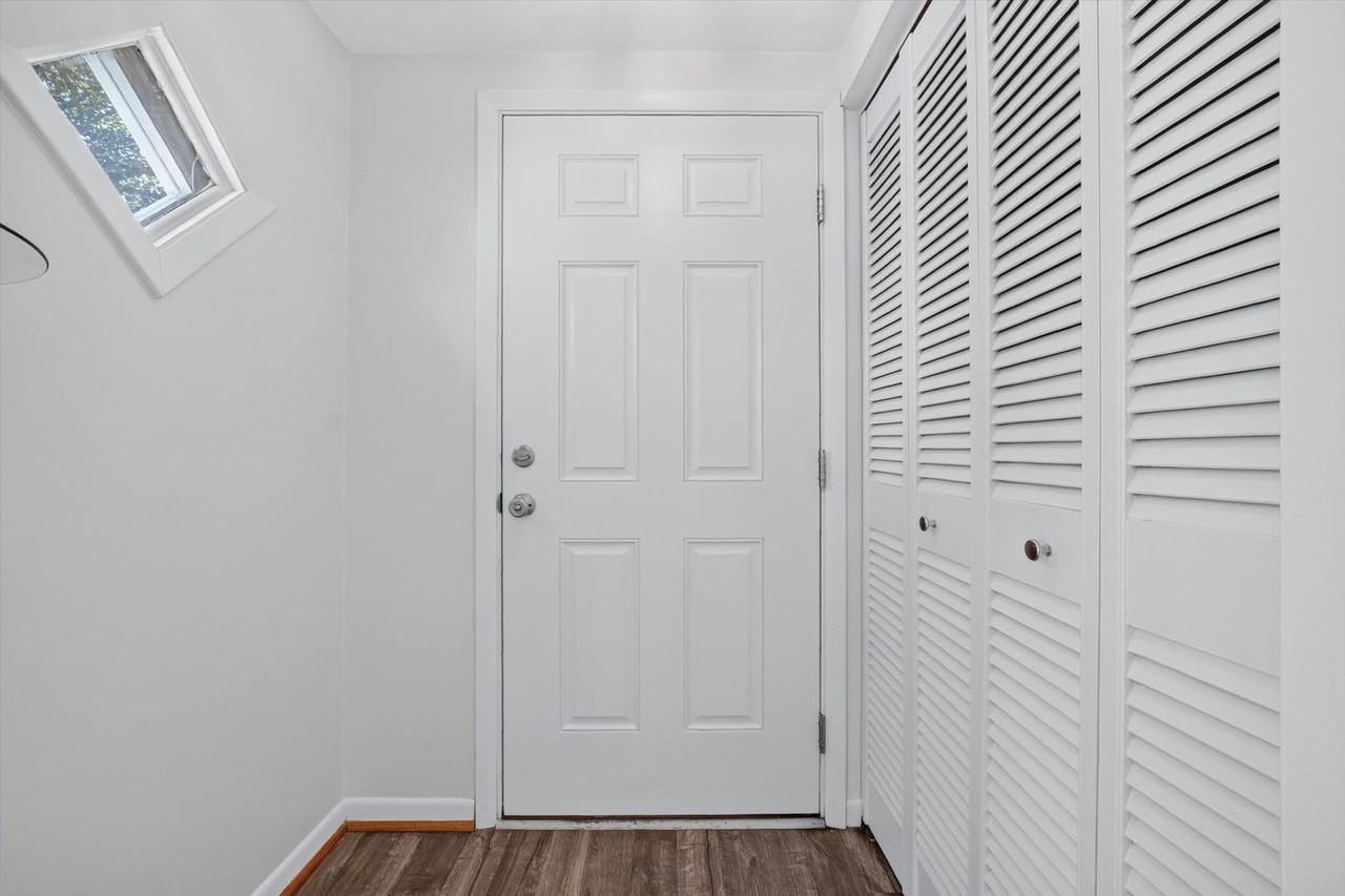 3032 Strathmoor Ave - Photo 7 of 39