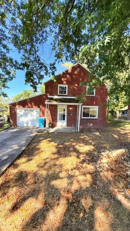 129 Betty Jane Ct - Photo 2 of 22