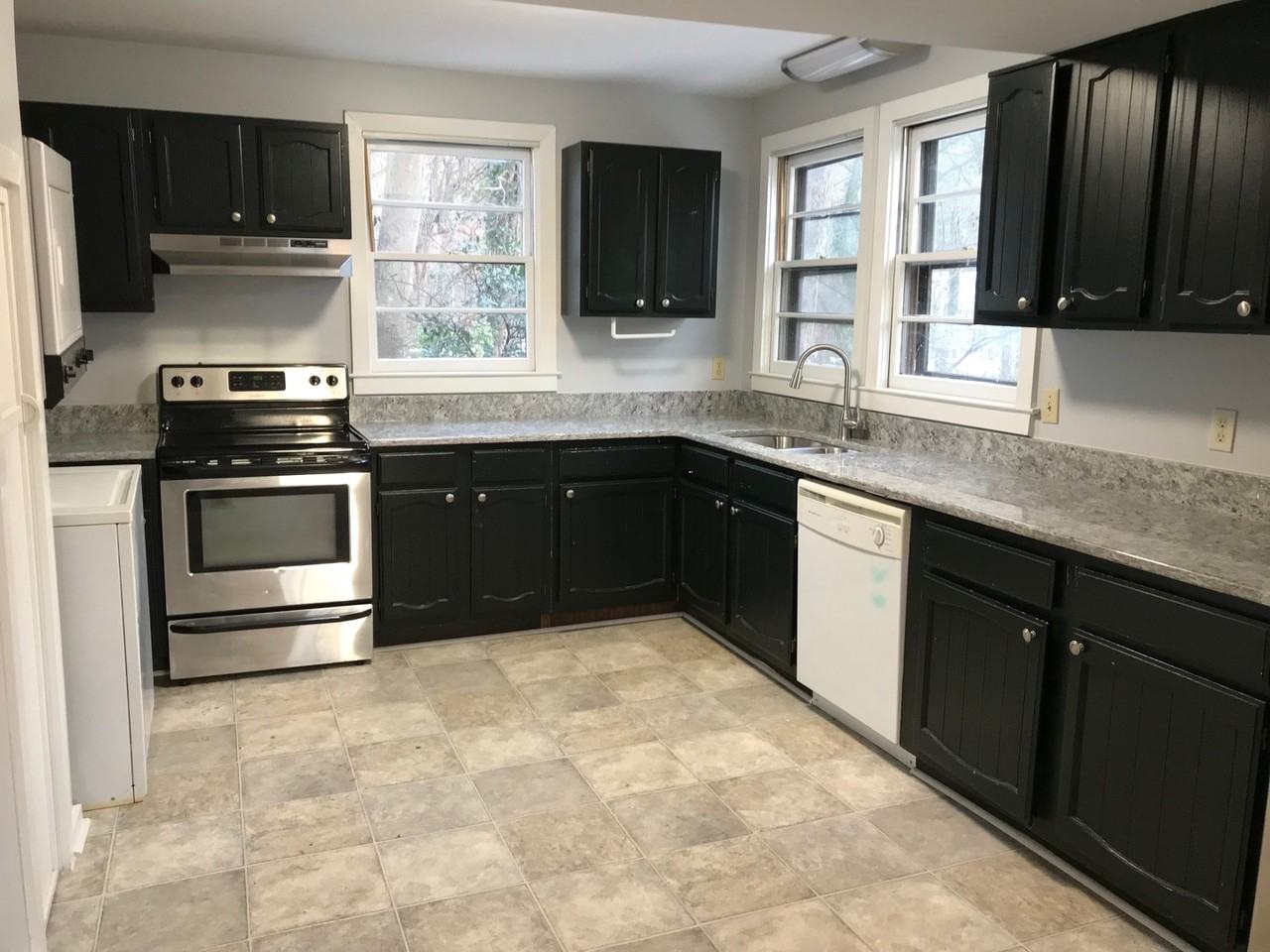125 Purefoy Rd - Photo 3 of 22