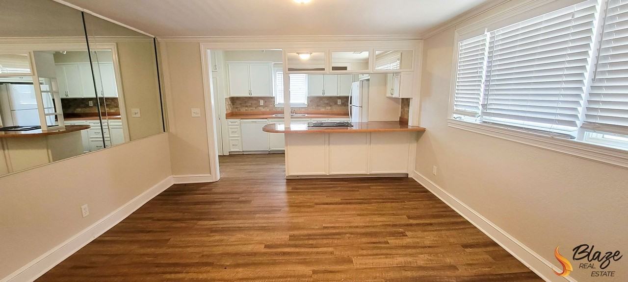 828 S Florida St - Photo 5 of 17