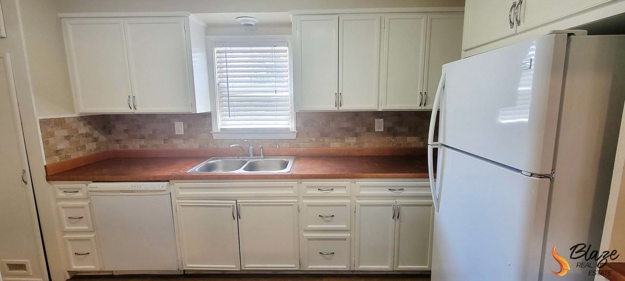828 S Florida St - Photo 7 of 17
