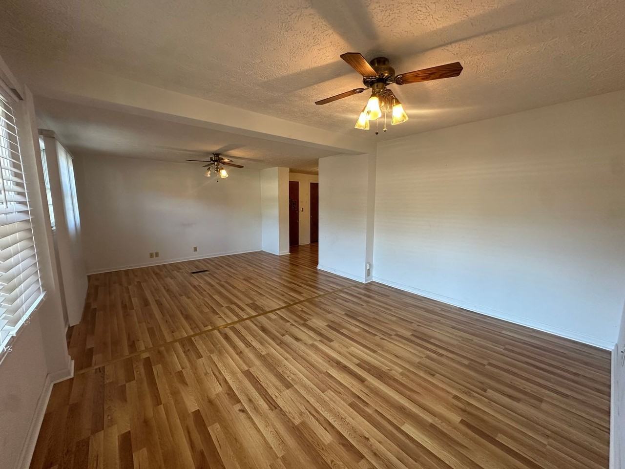 281 Stone St - Photo 4 of 18
