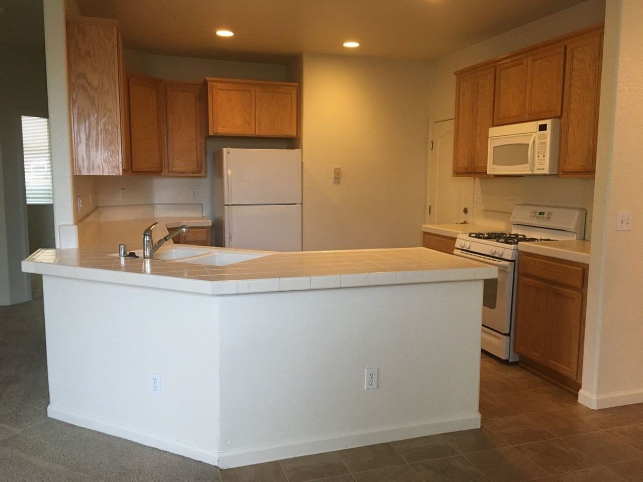 9079 Piazza Ct - Photo 3 of 13