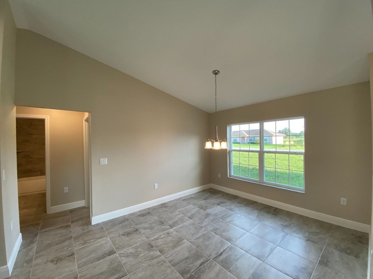 12828 Sw 64th Cir - Photo 5 of 27